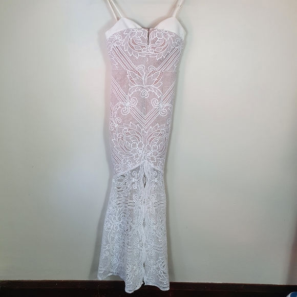 Do not buy Sheike lunar lace gown maxi dress white Sze 8 floral strappy RRP$400 - Picture 3 of 10